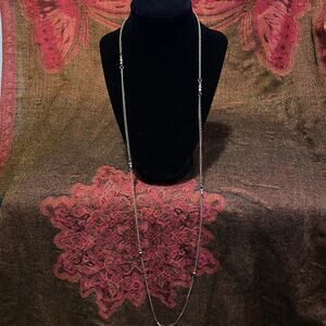 Gold tone chain necklace no